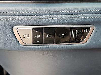 2026 Cadillac ESCALADE IQL Premium Sport