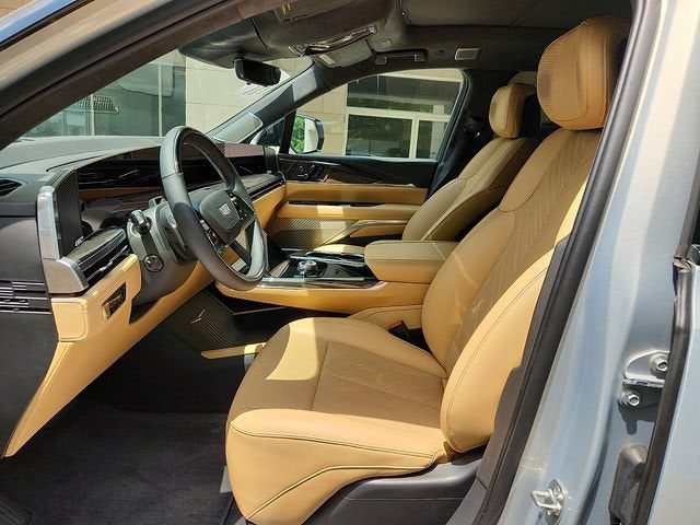 2025 Cadillac ESCALADE IQ Luxury 2