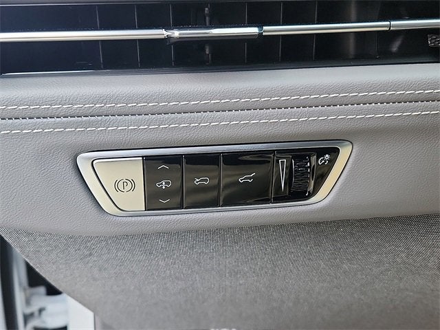 2025 Cadillac ESCALADE IQ Sport 1