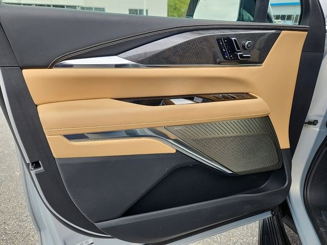 2025 Cadillac ESCALADE IQ Sport 2