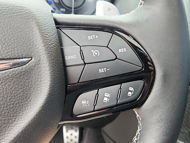 2023 Chrysler 300 300C