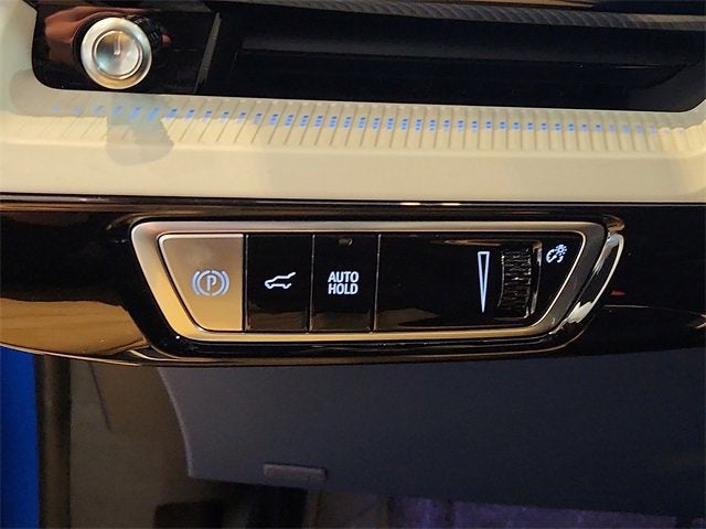 2026 Cadillac OPTIQ Premium Luxury