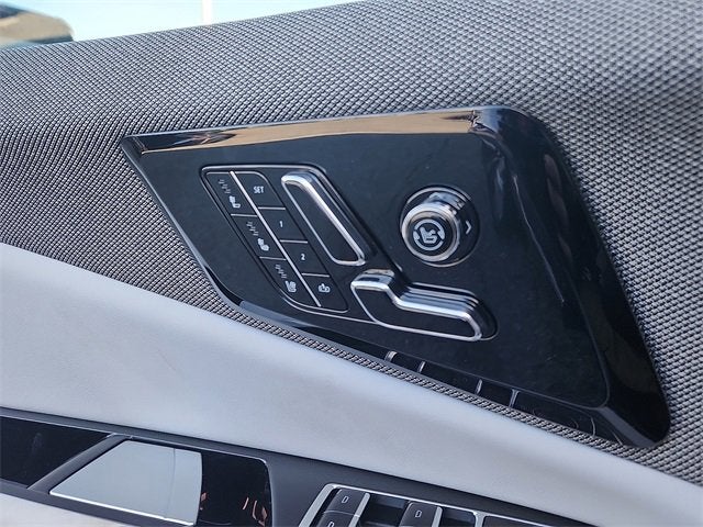 2026 Cadillac OPTIQ Premium Luxury