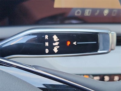 2026 Cadillac OPTIQ Premium Luxury