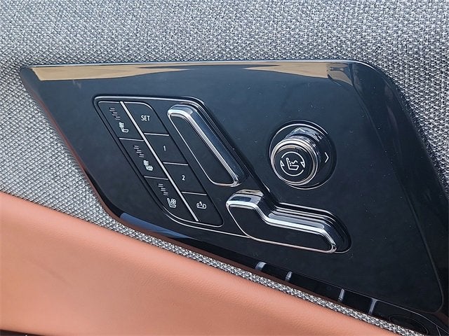 2026 Cadillac OPTIQ Premium Luxury