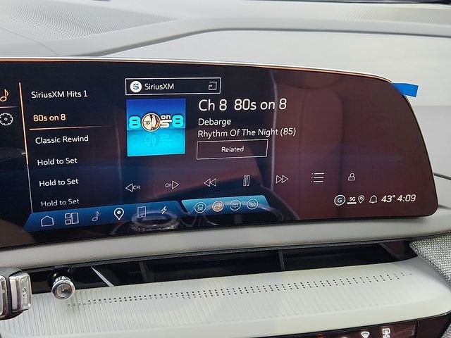 2026 Cadillac OPTIQ Premium Luxury