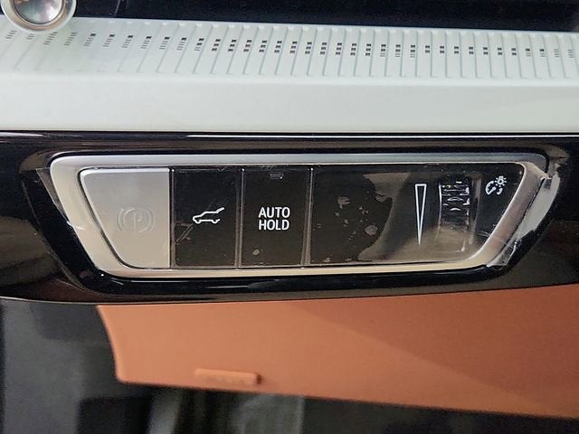 2026 Cadillac OPTIQ Premium Luxury