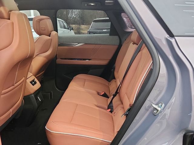 2026 Cadillac OPTIQ Premium Luxury