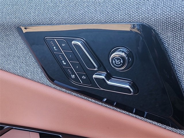 2026 Cadillac OPTIQ Premium Luxury