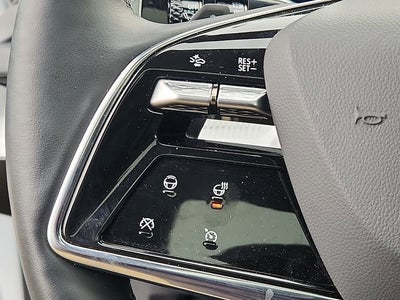 2025 Cadillac OPTIQ Luxury 2