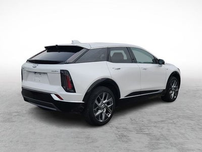 2025 Cadillac OPTIQ Luxury 2
