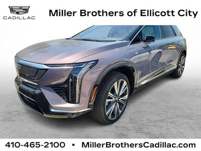 2025 Cadillac OPTIQ Luxury 2