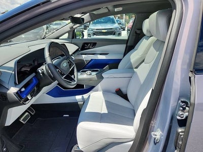 2025 Cadillac OPTIQ Luxury 2