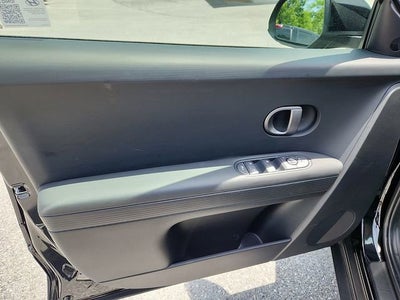2025 Hyundai IONIQ 5 SE