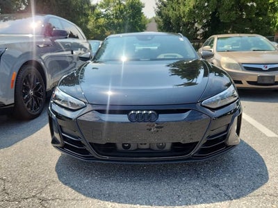 2022 Audi RS e-tron GT Base