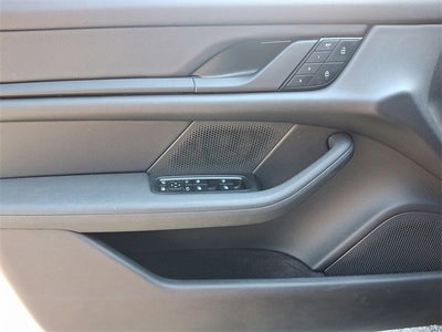 2023 Porsche Taycan Base