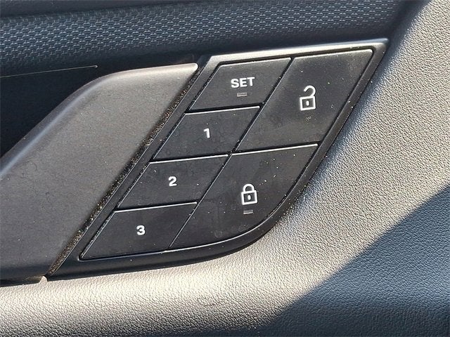 2023 Porsche Taycan Base