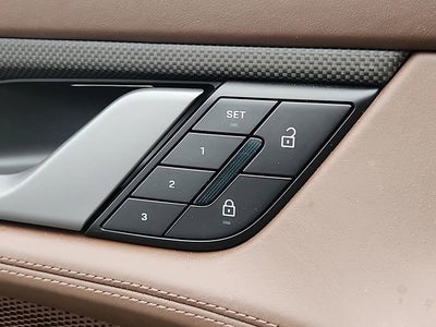 2022 Porsche Taycan Turbo