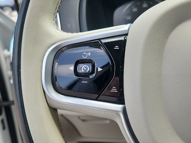 2021 Volvo XC90 T6 Inscription 7 Passenger